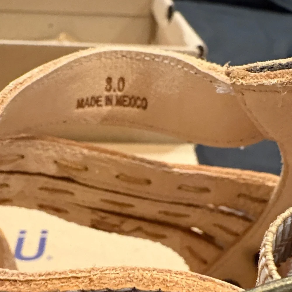 Bed Stu Cream and Tan Sandals - Picture 13 of 15